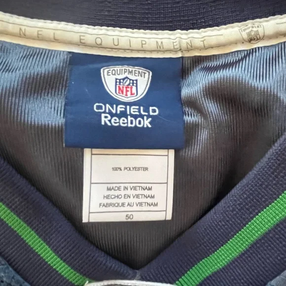 Seattle Seahawks Throwback Hasselbeck Jersey - Picture 3 of 5